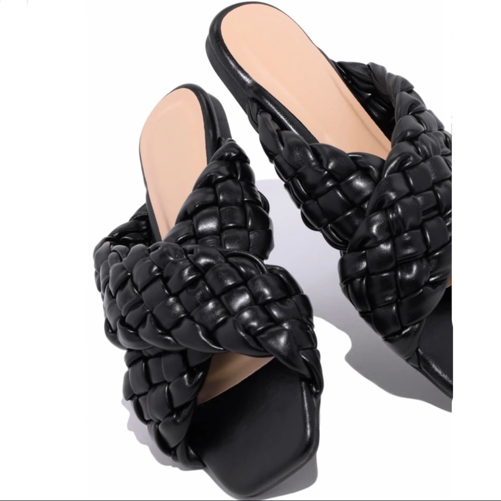 Black Braided Cross Over Sandal - Picture 5 of 6